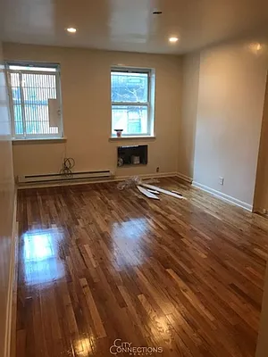 Rented by City Connections Realty | media 25