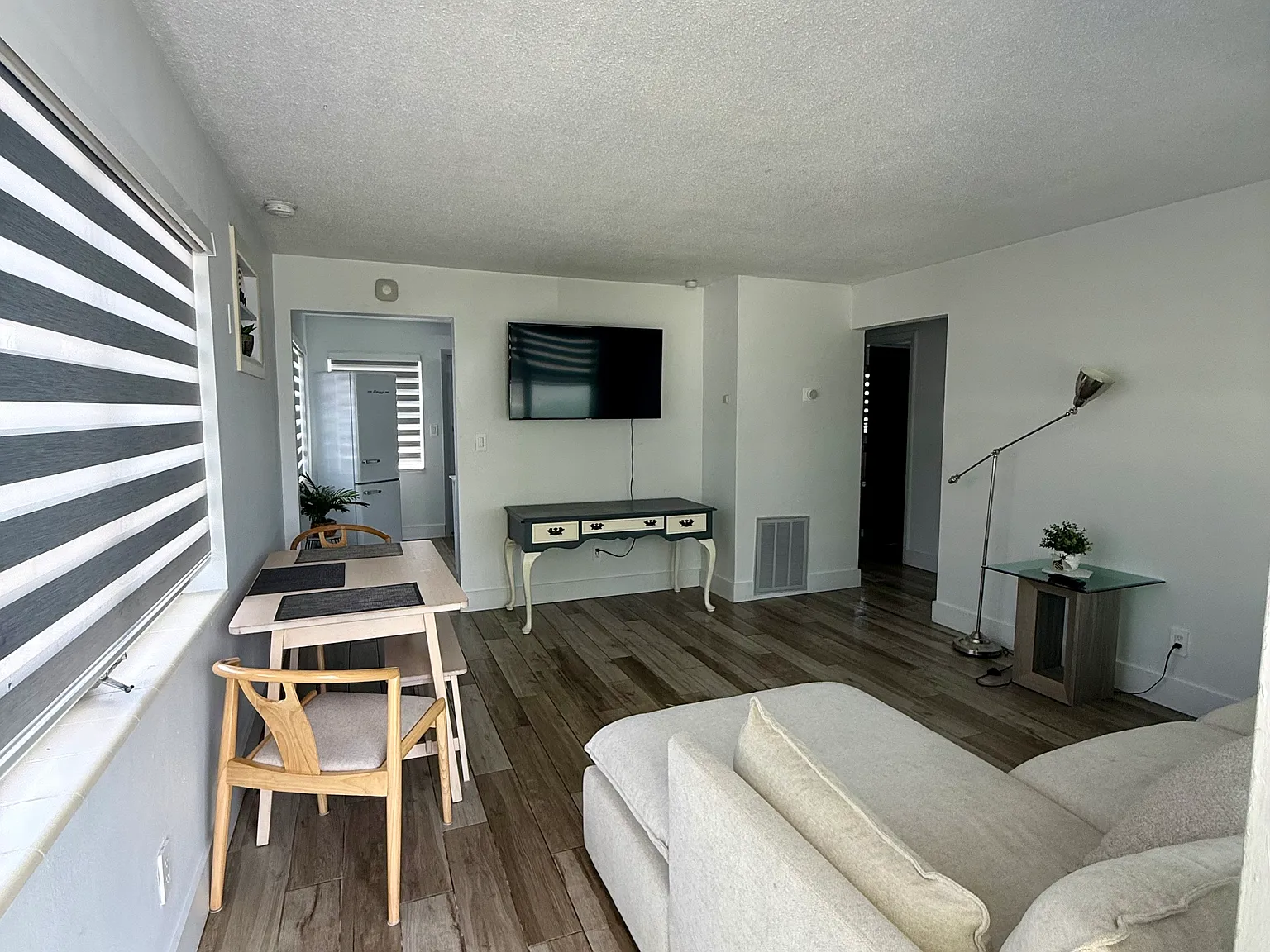 2436 Liberty St — Photo 3