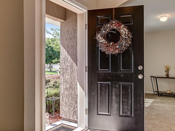 5th image of 9632 Bembridge Mill Dr