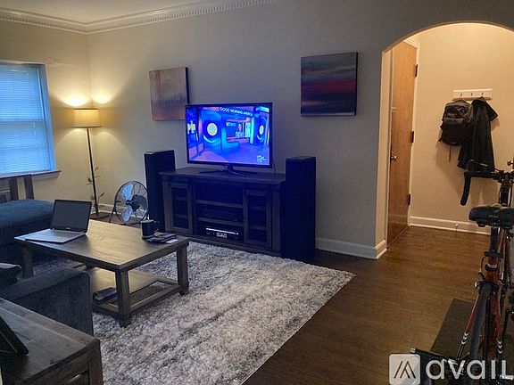 5th image of 5425 W Martin Dr #306