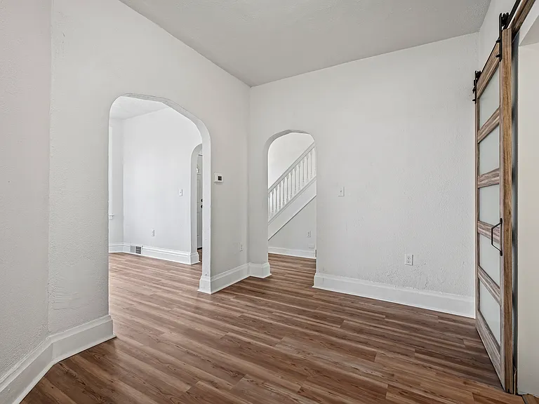 7324 Schley Ave — Photo 11