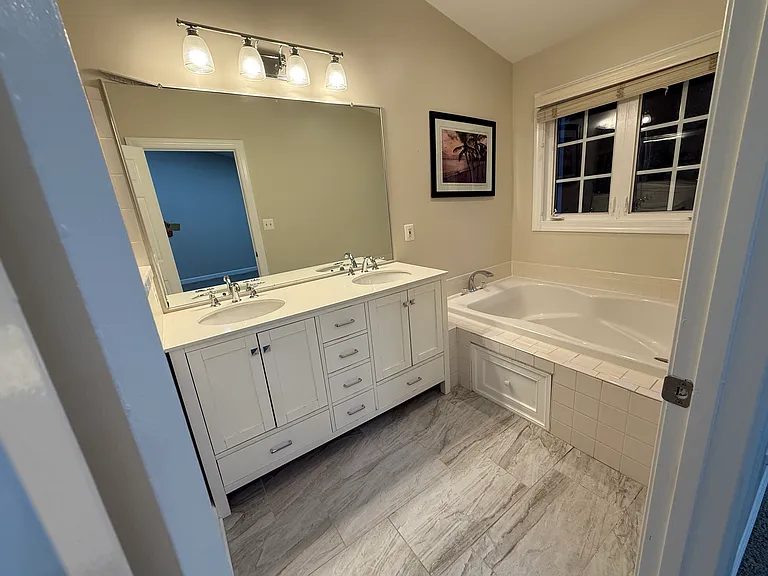 10526 Abingdon Way — Photo 18