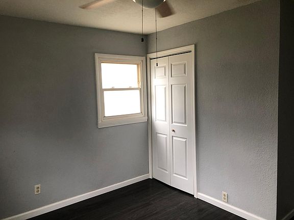 5th image of 505 Woodlawn Ave