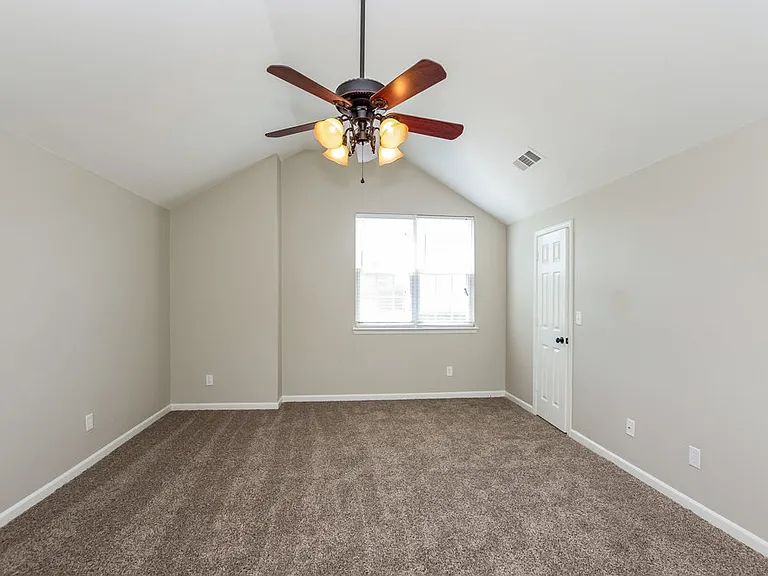 11909 Aubreywood Dr — Photo 9