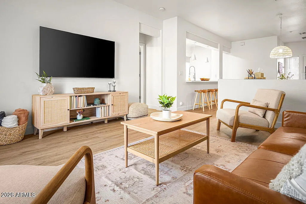 2 bed, 2.0 bath, 1112 sqft, $2,900 — Photo 1