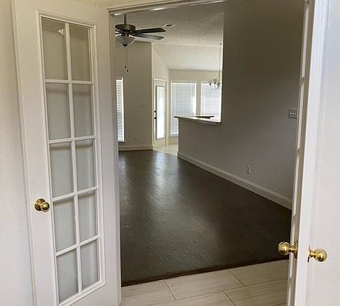 2nd image of 209 Larkspur Dr