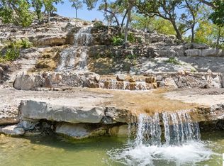 240 Pikes Peak Rd, Kerrville, TX 78028