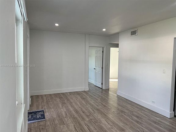 5th image of 2450 NW 158th St