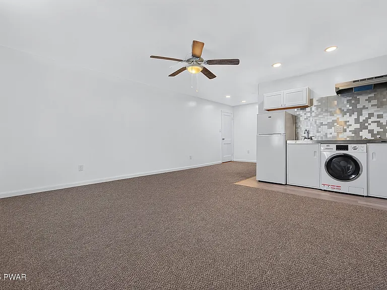 978 Main St #2B — Photo 9
