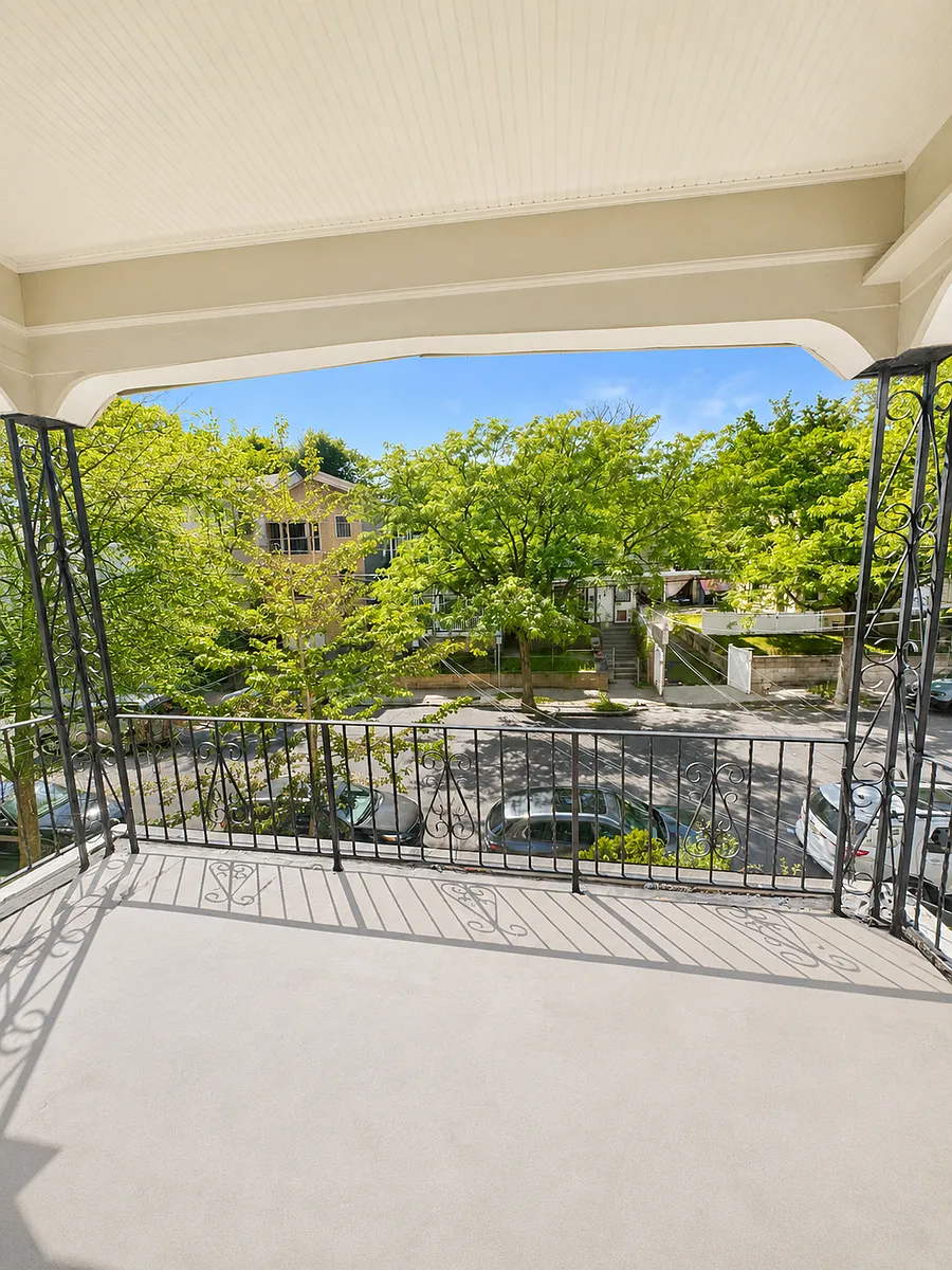 Building Photo - 848 S 14th St #2
