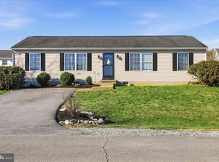 57 Stiles Way, Ranson, WV 25438