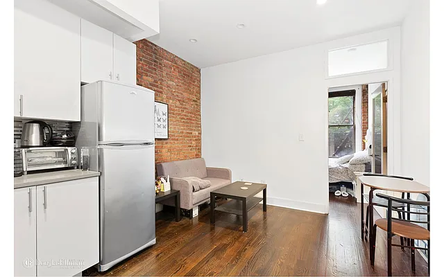 Rented by Douglas Elliman | media 18