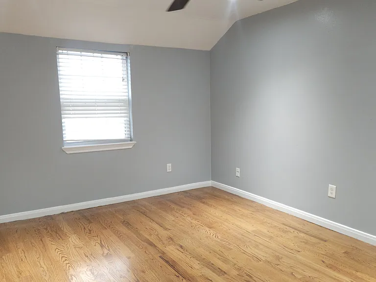 2233 Welch St #5 — Photo 6