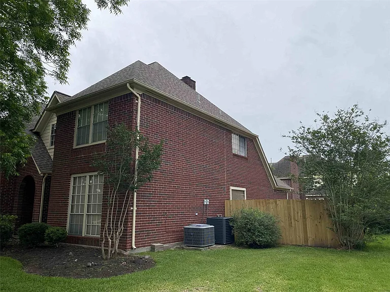 3207 Breckinridge Ct — Photo 26