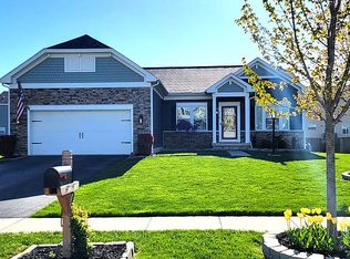 210 Weeping Willow Run Dr, Johnstown, OH 43031