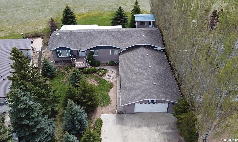1st image of 218 Ruby DRIVE