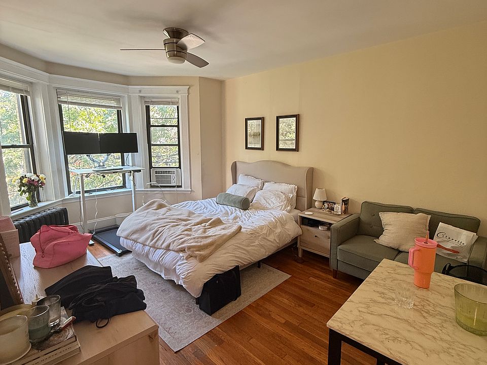 1st image of 39 Hemenway St #13