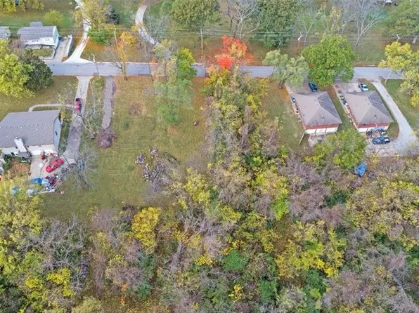 205 S Forest Ave, Sugar Creek, MO 64054