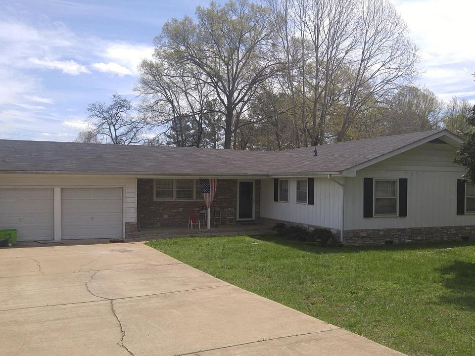 1st image of 1614 Fernwood Cir