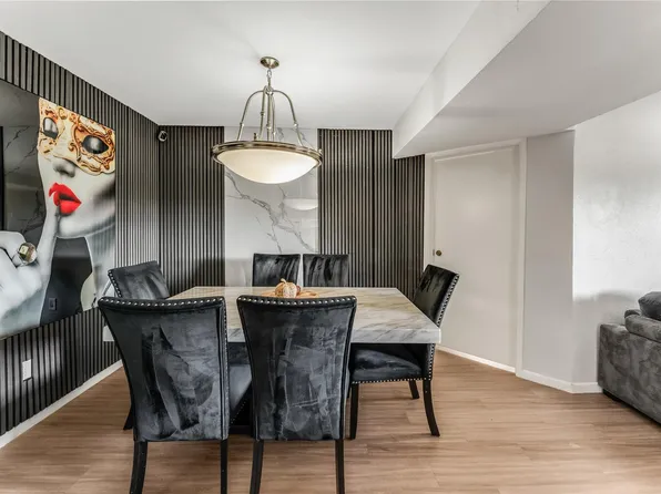 3085 Walnut Bend Ln APT 11, Houston, TX 77042