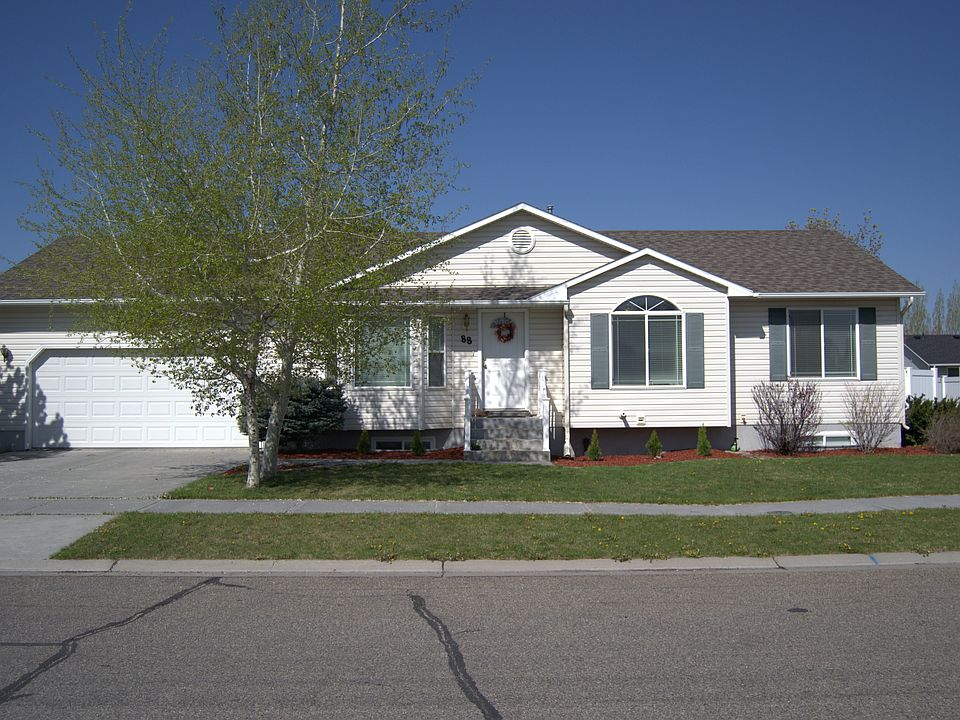 1st image of 88 Ponderosa Ave
