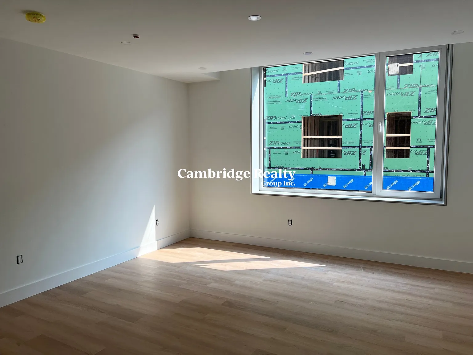 Studio, 1.0 bath, 397 sqft, $2,100 — Photo 3