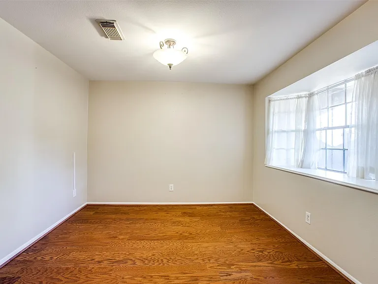 11658 Lakeside Park Dr #313 — Photo 23