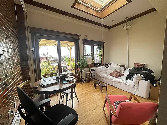 Rented by Limestone Realty Bklyn, LLC | media 11