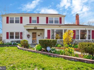 12813 Beaverdale Ln, Bowie, MD 20715