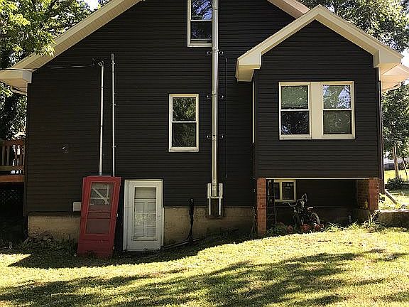 4th image of 801 E Love St