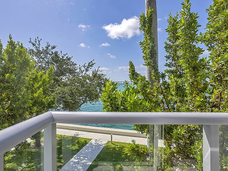 1541 Brickell Ave #105 — Photo 58