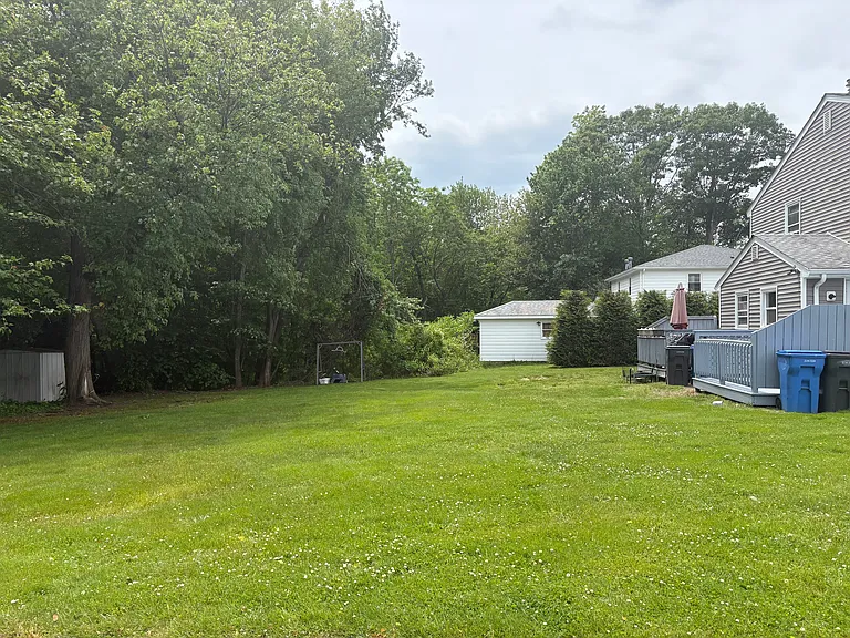 107 Hoffman Ave #107 — Photo 7