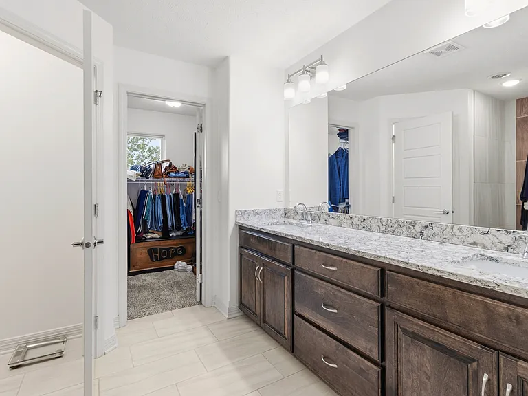 19506 Shadow Ridge Dr — Photo 25
