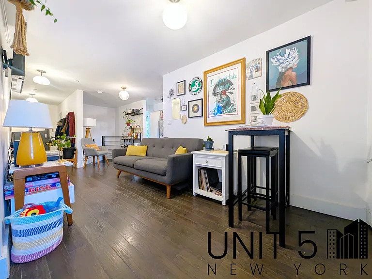 1116 Halsey St #2A — Photo 6