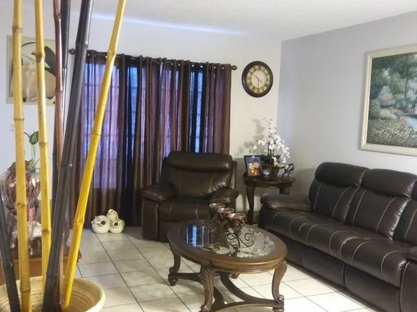 110 Royal Palm Rd APT 115, Hialeah Gardens, FL 33016