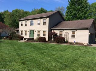 4901 Forest Glen Trl, Ravenna, OH 44266