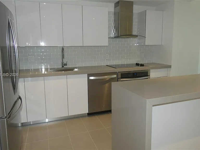 1600 NE 1st Ave #1815 — Photo 7