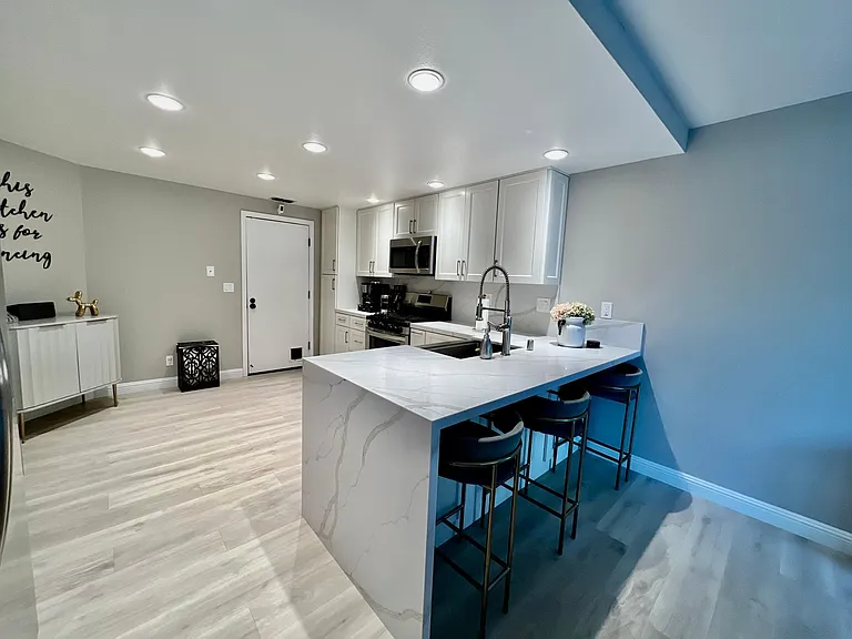 625 S Blackbrush Ln — Photo 4