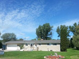 3019 Wheeler Rd, Bay City, MI 48706