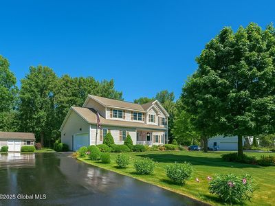 75 Blue Jay Way, Rexford, NY, 12148