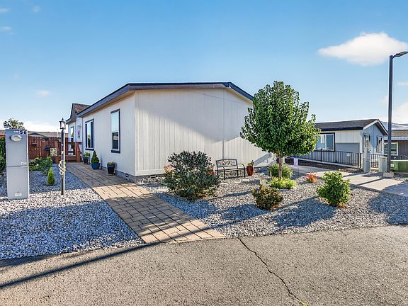 2nd image of 93 Northridge Ter Space 56