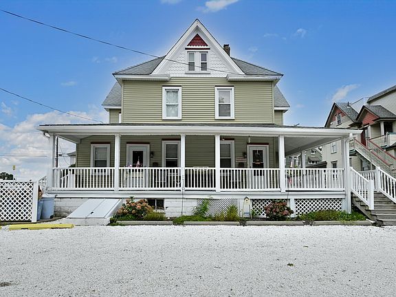 4th image of 820-822 Shore Rd