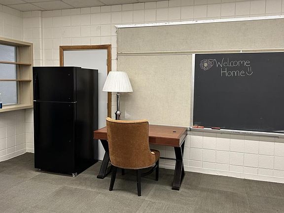 3rd image of 310 S East St APT 1