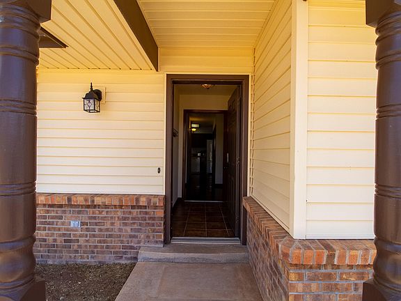 5th image of 17 Brent Dr