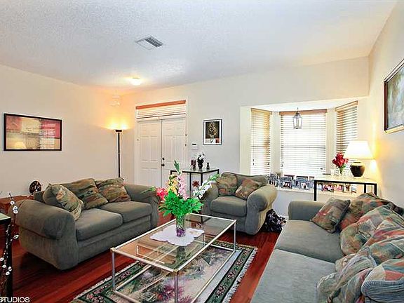 5th image of 21463 SW 91st Ave