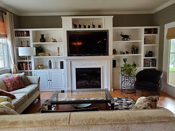 4th image of 1581 Watermark Ct