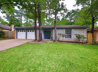 22 Pineash Ct, Spring, TX 77381