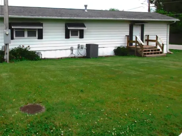 4205 NE 32nd St, Des Moines, IA 50317