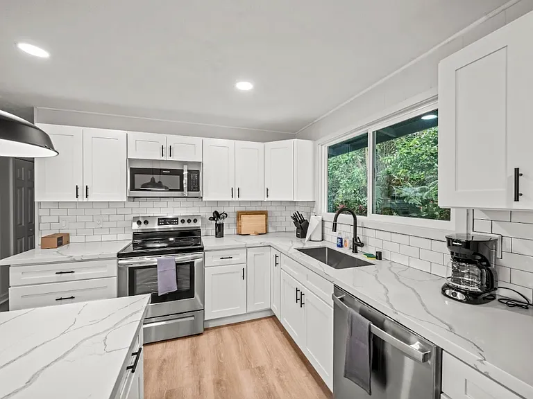 152 Kapaka St #A — Photo 12