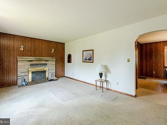 3rd image of 18401 Maryland Hwy